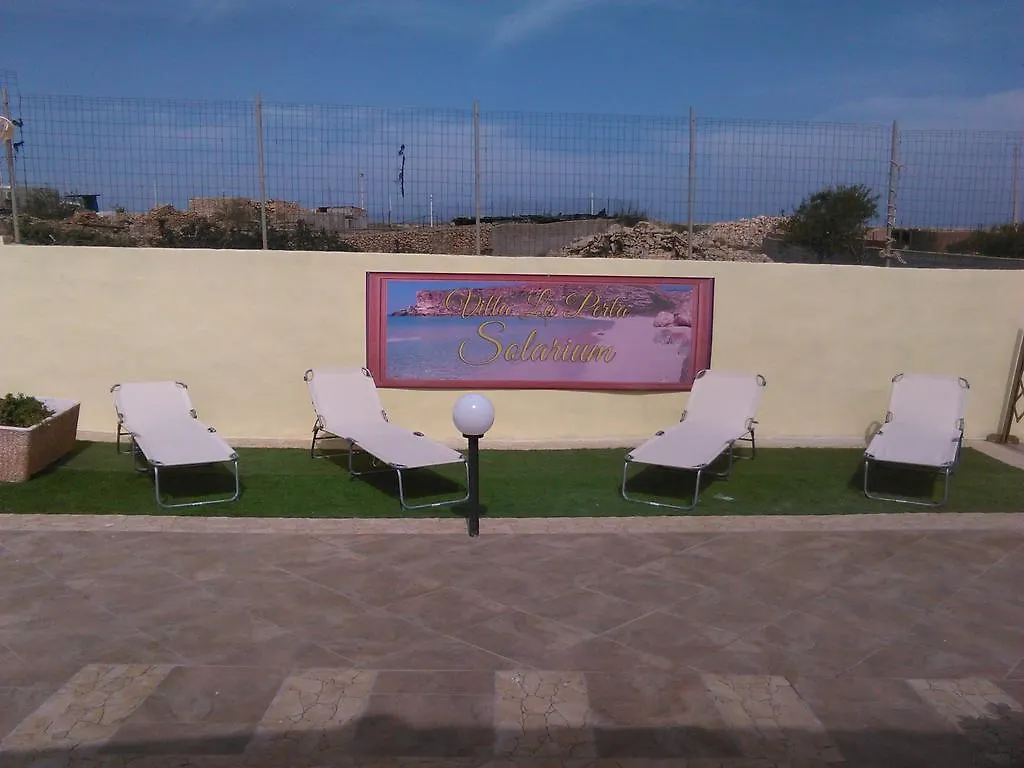 Villa La Perla Λαμπεντούζα 0*,
